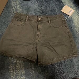 Frank & Oak “Courtney” Shorts NWT